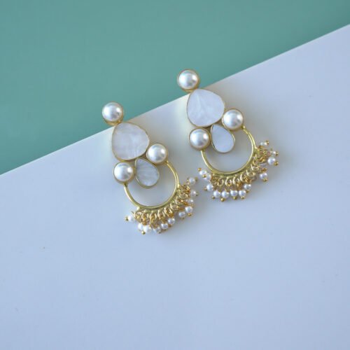 Mother of Pearl Light weight Danglers